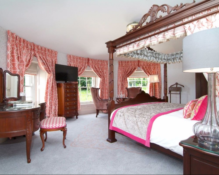 17062756.jpg ( The Bomany Suite) 17062756